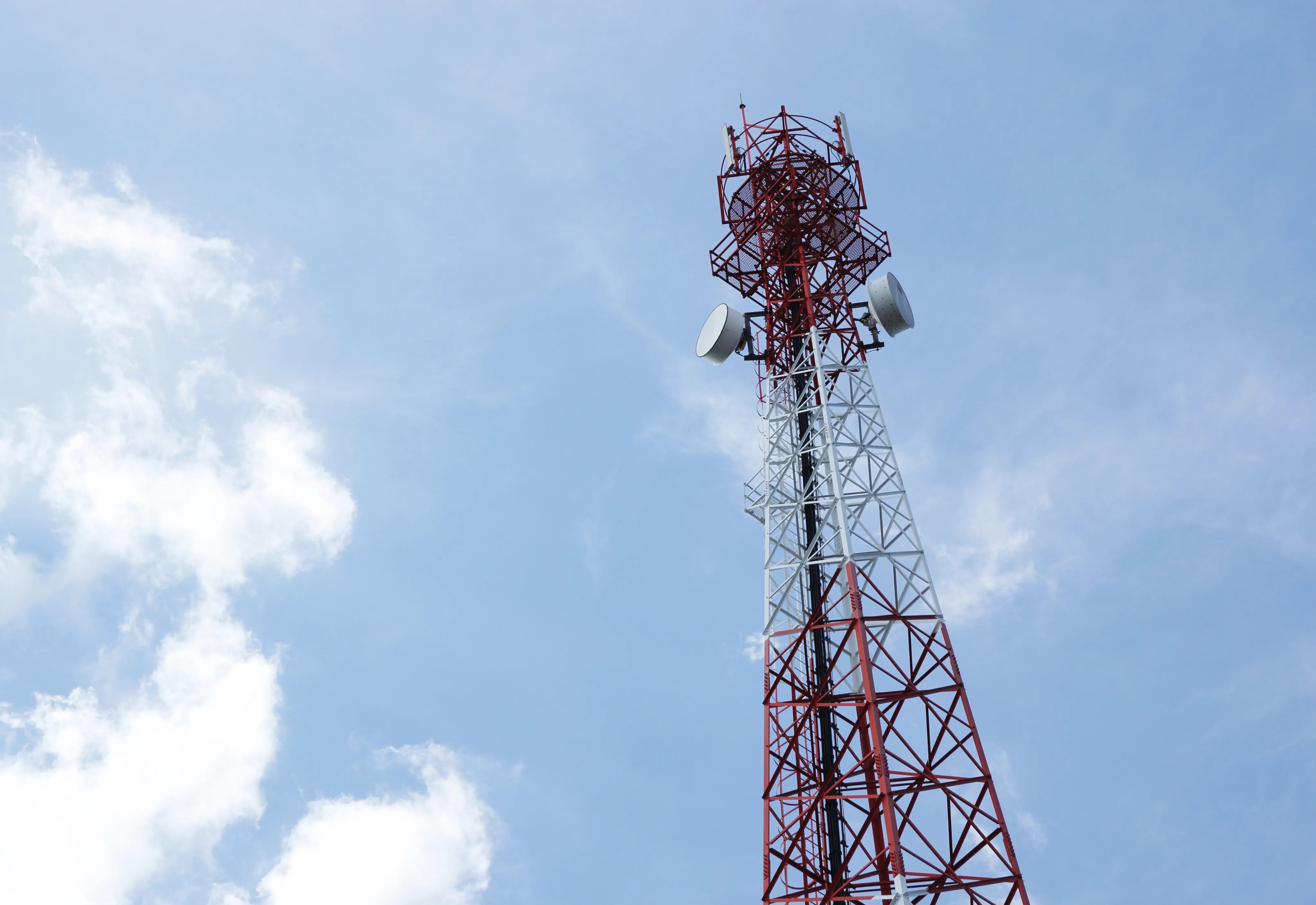 Satellite antenna