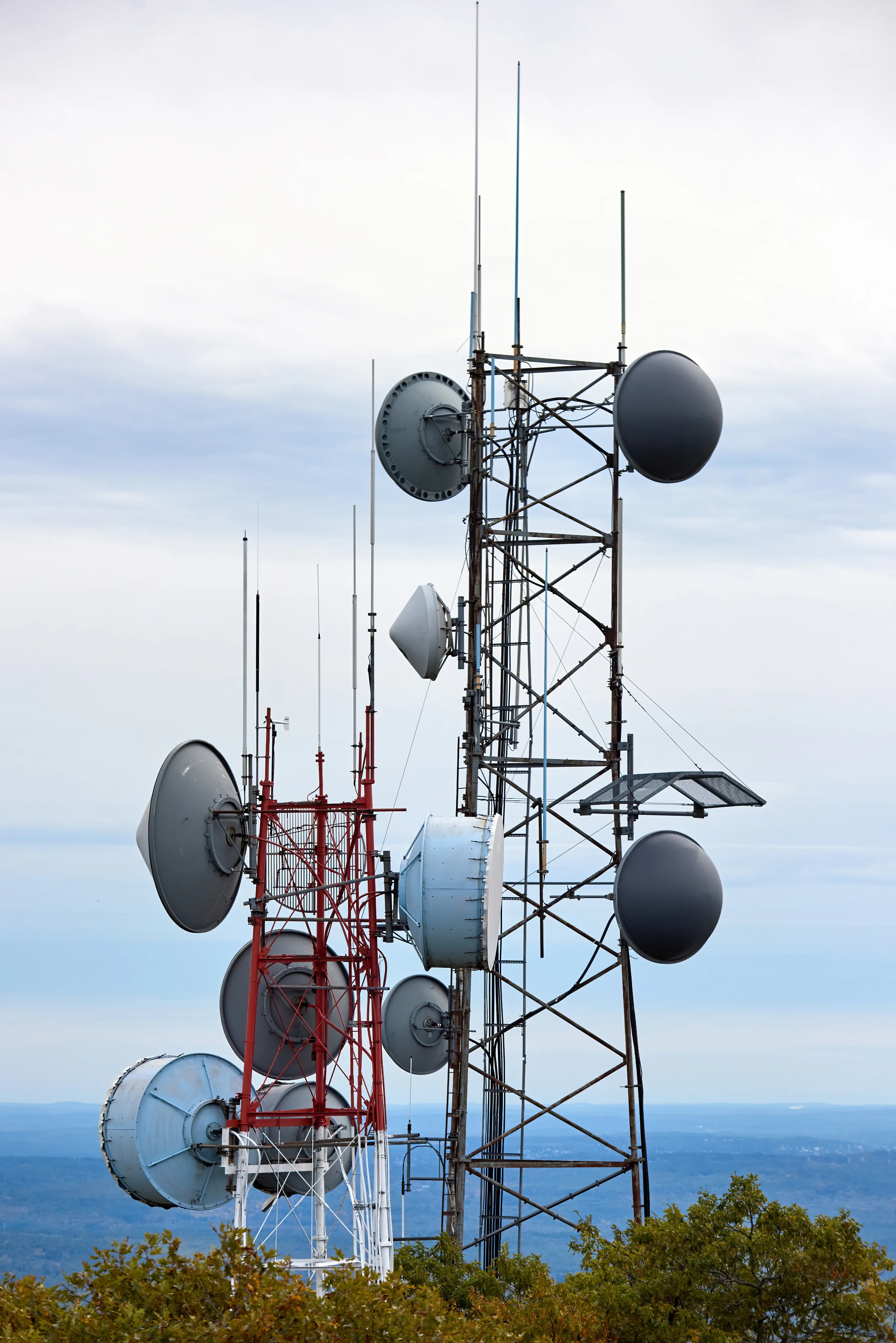 Communication tower
